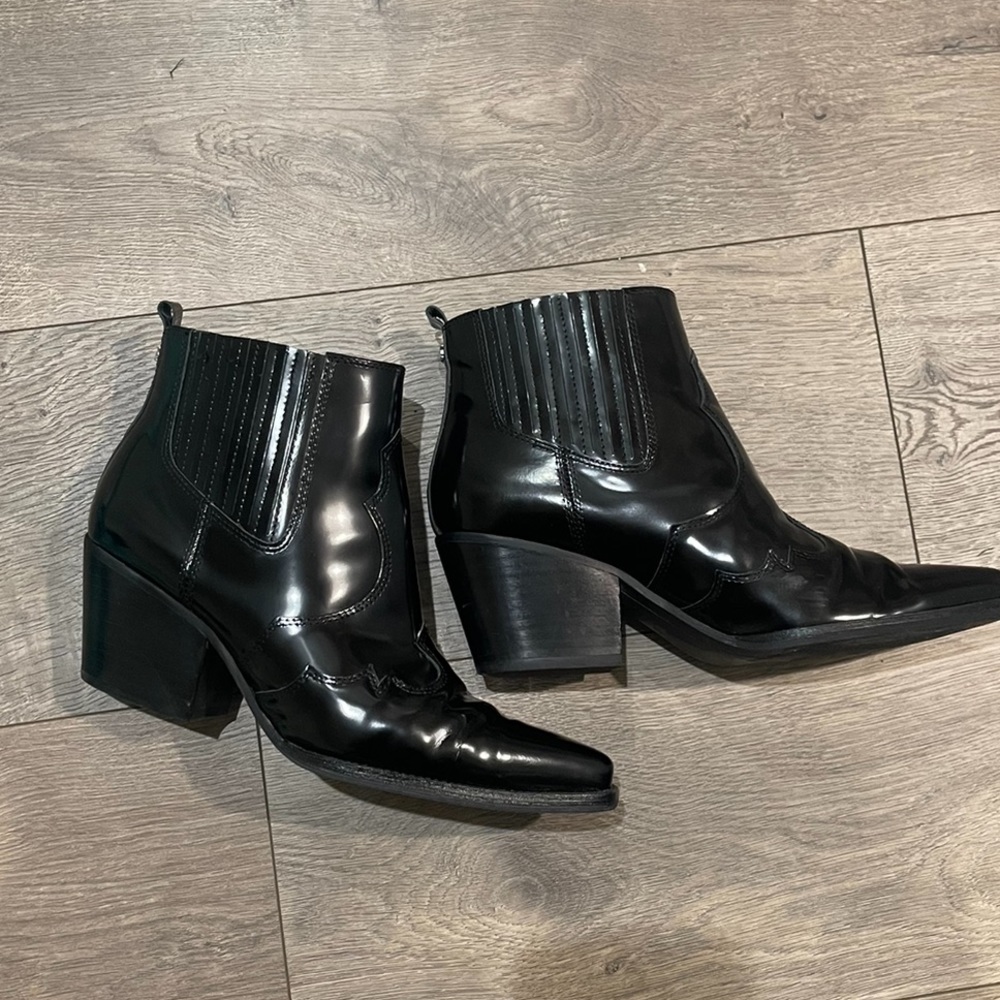 Sam Edelman Western Booties. - Picture 2 of 5